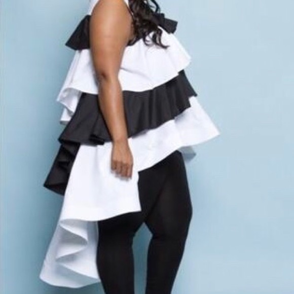 PLUS SIZE Hi Lo Sleeveless Layered Tier Top - Picture 2 of 5